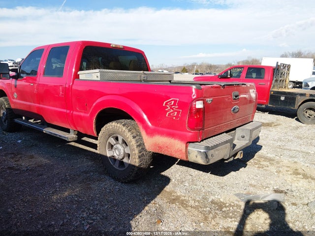 2011 FORD F-250 1FT7W2BTXBEC45782 Photo 2