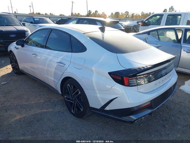 2025 HYUNDAI SONATA KMHL54JC6SA451165 Photo 2