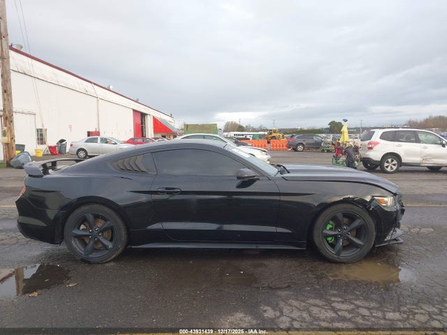 Ford Mustang V6 2015 1FA6P8AM7F5326661 Image 13