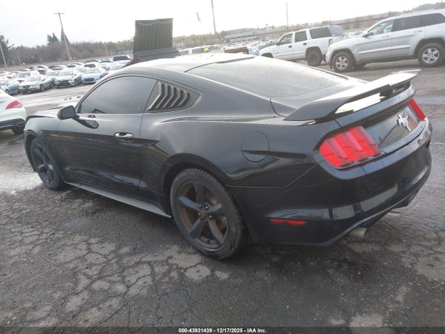 Ford Mustang V6 2015 1FA6P8AM7F5326661 Image 3