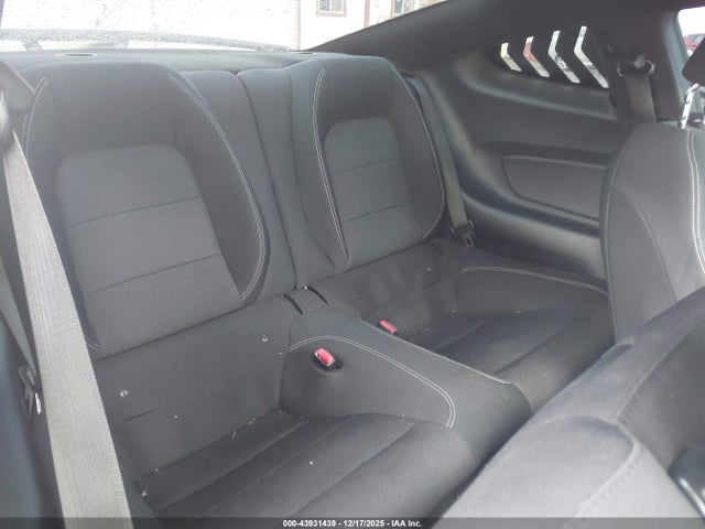 Ford Mustang V6 2015 1FA6P8AM7F5326661 Image 8