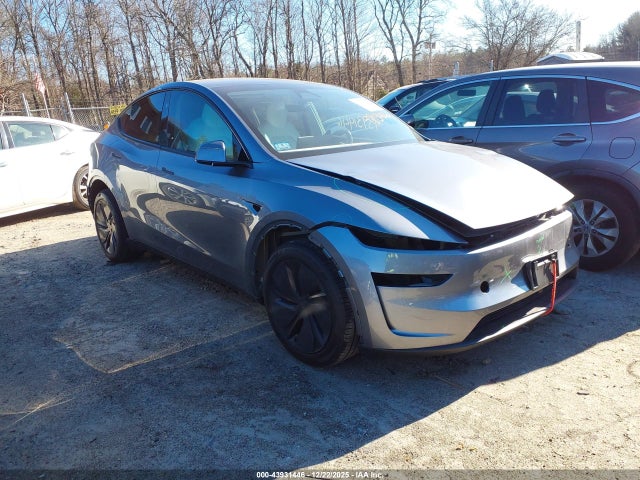 2026 TESLA MODEL Y 7SAYGDED5TA459256 Photo 0