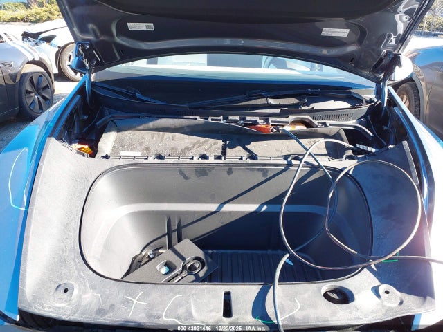 2026 TESLA MODEL Y 7SAYGDED5TA459256 Photo 9