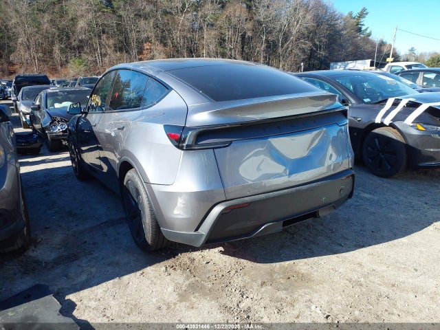 2026 TESLA MODEL Y 7SAYGDED5TA459256 Photo 2