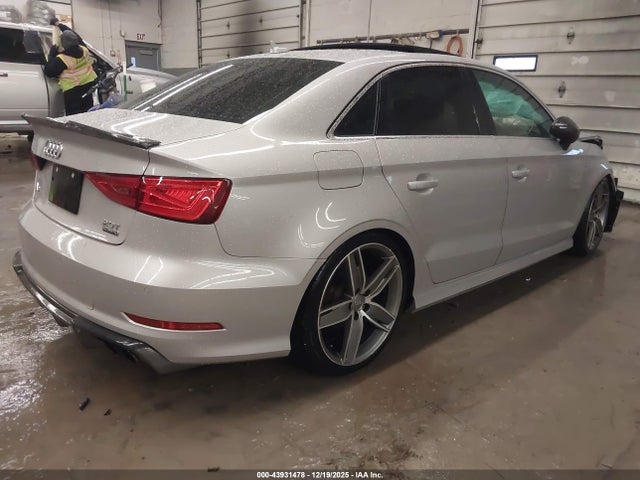 2016 AUDI A3 WAUJ8GFF4G1002322 Photo 3