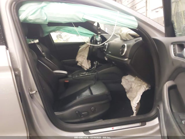 2016 AUDI A3 WAUJ8GFF4G1002322 Photo 4
