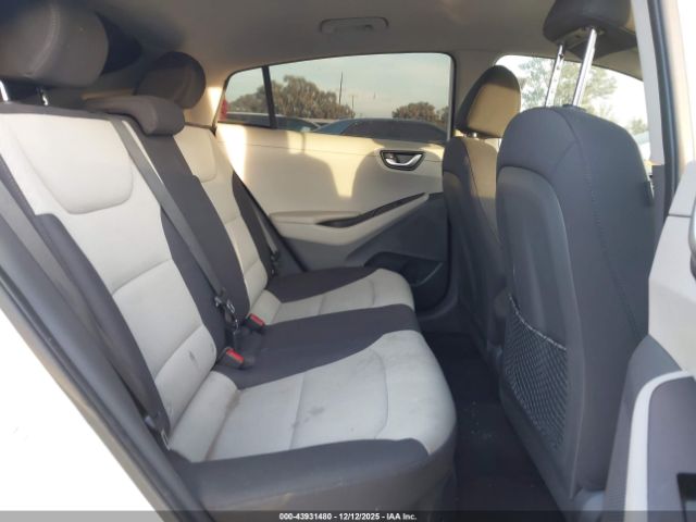 2019 HYUNDAI IONIQ HYBRID KMHC65LCXKU134178 Photo 7