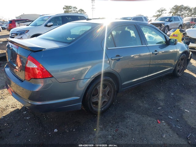 43931529 :رقم المزاد ، 3FAHP0HA1BR119261 vin ، 2011 Ford Fusion Se مزاد بيع