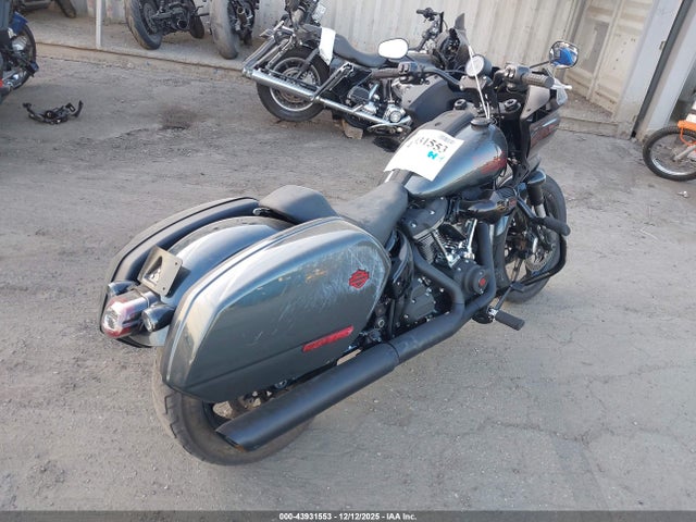 2025 HARLEY-DAVIDSON FXLRST 1HD1YXA22SB026787 Photo 3