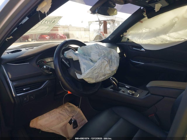 2021 CADILLAC XT4 1GYFZER49MF000630 Photo 4