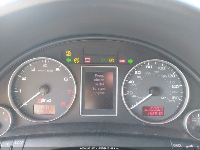 2004 AUDI S4 WAUPL68E74A027184 Photo 6