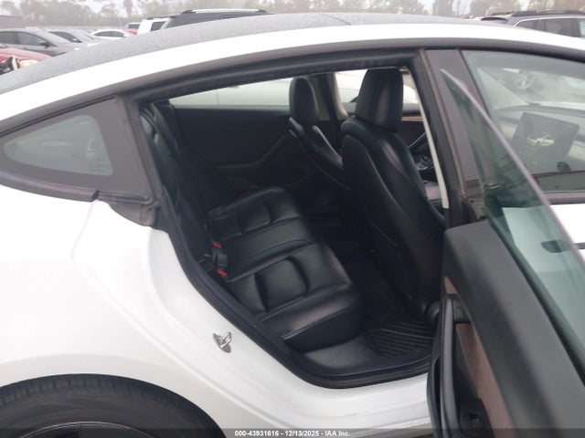 2023 TESLA MODEL 3 5YJ3E1EA1PF404863 Photo 7