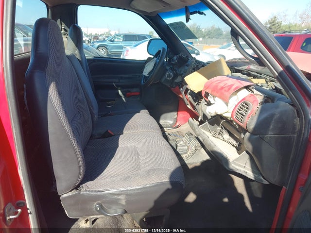 2000 DODGE RAM 1500 1B7HC16X0YS620240 Photo 4