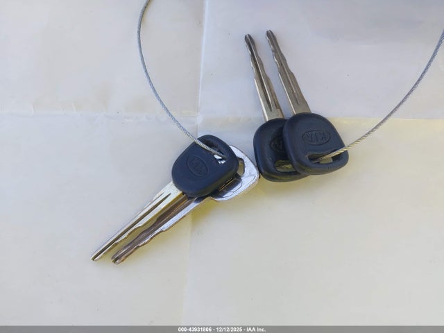 2003 KIA SPECTRA KNAFB121835262062 Photo 10