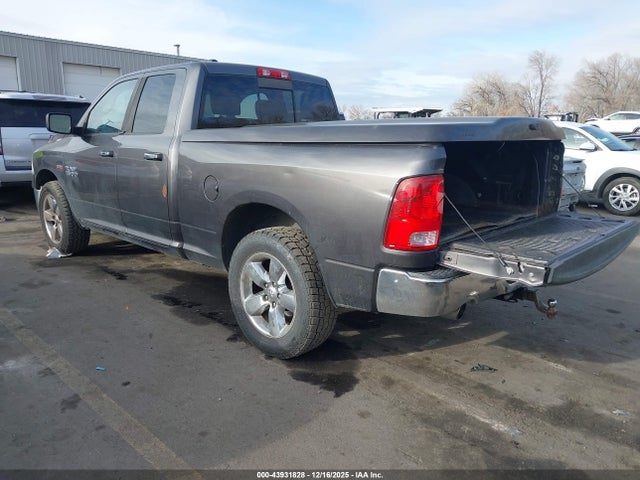 43931828 :رقم المزاد ، 1C6RR7GT2FS584539 vin ، 2015 Ram 1500 Big Horn مزاد بيع