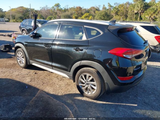 2018 HYUNDAI TUCSON KM8J33A47JU806227 Photo 2