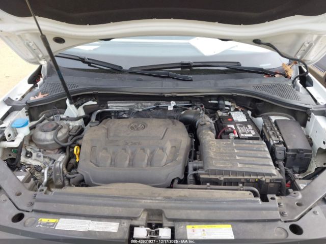 2022 VOLKSWAGEN TIGUAN 3VV4B7AX8NM136611 Photo 9