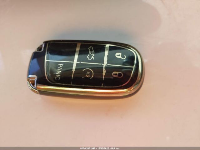 2016 JEEP CHEROKEE 1C4PJMCS1GW245333 Photo 10