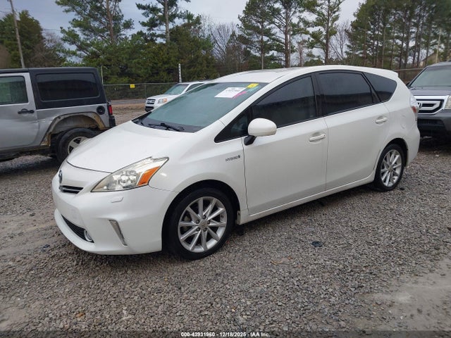 JTDZN3EU2EJ011637 Toyota Prius V Five