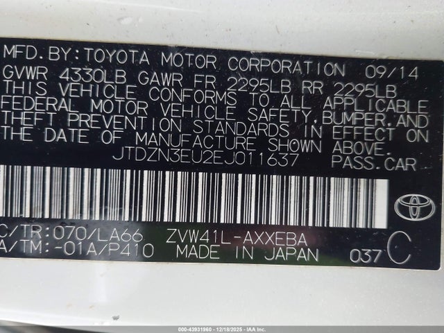JTDZN3EU2EJ011637 Toyota Prius V Five