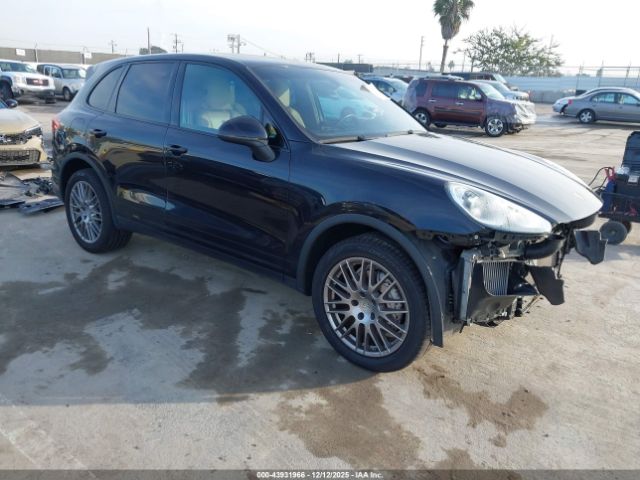 2016 PORSCHE CAYENNE WP1AB2A26GLA96217 Photo 0