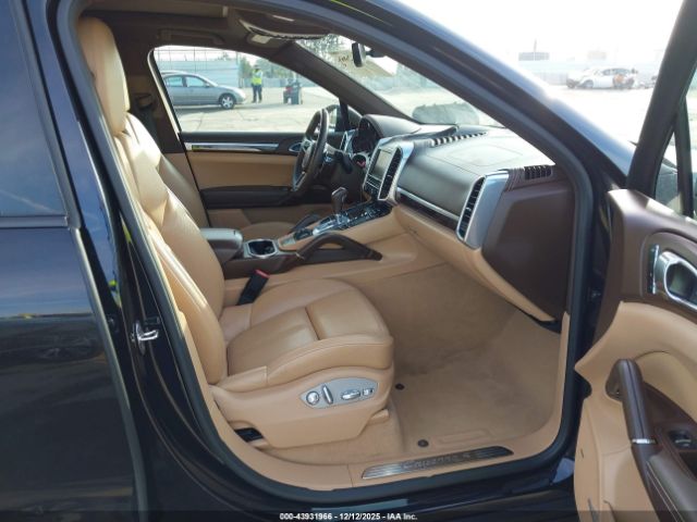 2016 PORSCHE CAYENNE WP1AB2A26GLA96217 Photo 4