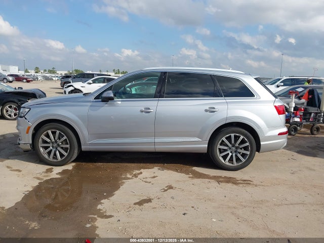 Audi Q7 45 Premium 2019 WA1LHAF74KD042595 Image 14