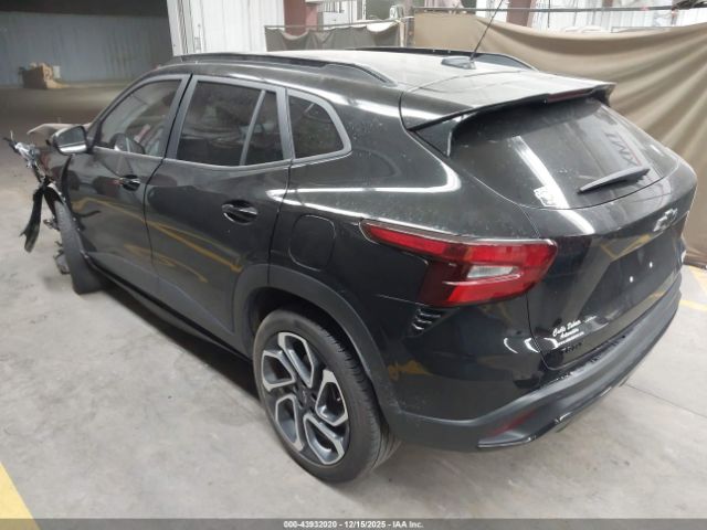 2025 CHEVROLET TRAX KL77LJEP2SC161563 Photo 2