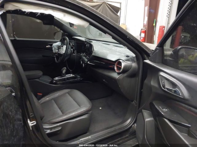 2025 CHEVROLET TRAX KL77LJEP2SC161563 Photo 4