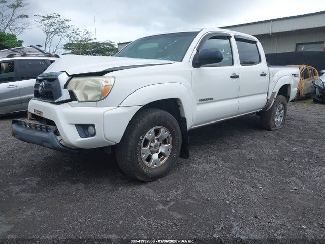 Toyota Tacoma Base V6 2014 3TMLU4EN7EM162273 Image 2