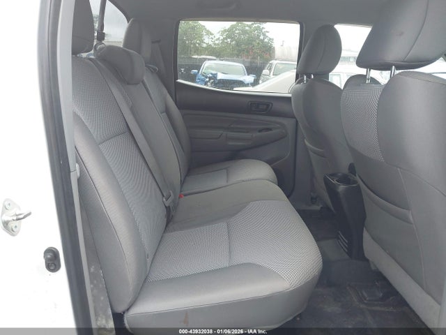 Toyota Tacoma Base V6 2014 3TMLU4EN7EM162273 Image 8