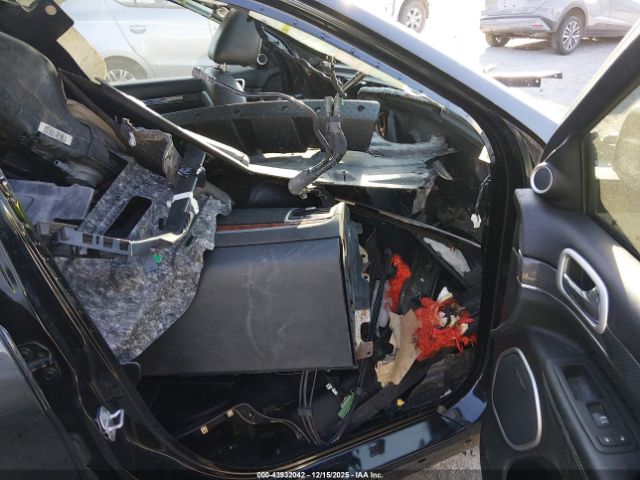 2016 JEEP GRAND CHEROKEE 1C4RJFDJ7GC367707 Photo 4