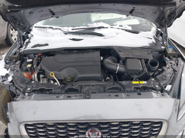 2022 JAGUAR E-PACE SADFP2FX7N1028888 Photo 9