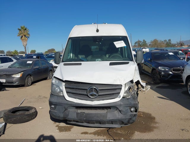 WD3PE8CD6HP558705 Mercedes-Benz Sprinter 2500 High Roof V6