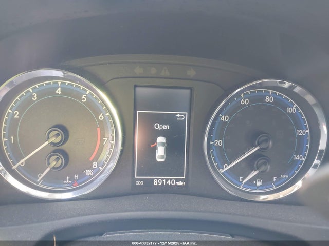 5YFBURHE0KP902321 Toyota COROLLA SE