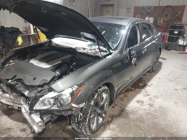 43932192 :رقم المزاد ، JN1AY1AP7BM520385 vin ، 2011 Infiniti M56 مزاد بيع