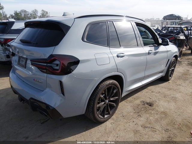 BMW X3 M40i 2024 5UX83DP02R9W18502 Image 4