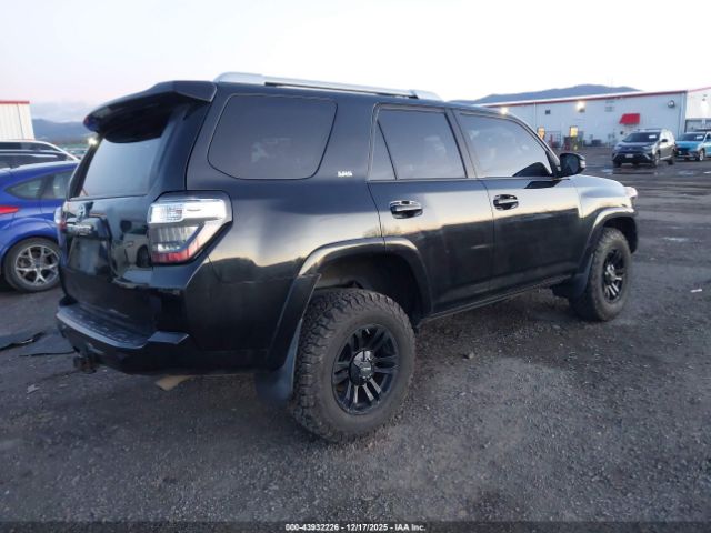 2015 TOYOTA 4RUNNER JTEBU5JR8F5269636 Photo 3