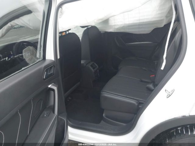 2024 VOLKSWAGEN TIGUAN 3VVMB7AX4RM011207 Photo 7
