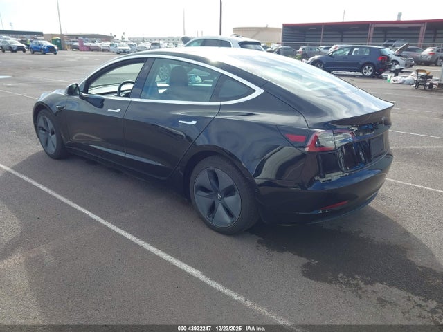 2019 TESLA MODEL 3 5YJ3E1EA7KF297200 Photo 2