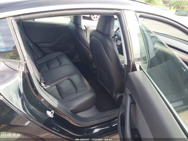 2019 TESLA MODEL 3 5YJ3E1EA7KF297200 Photo 7