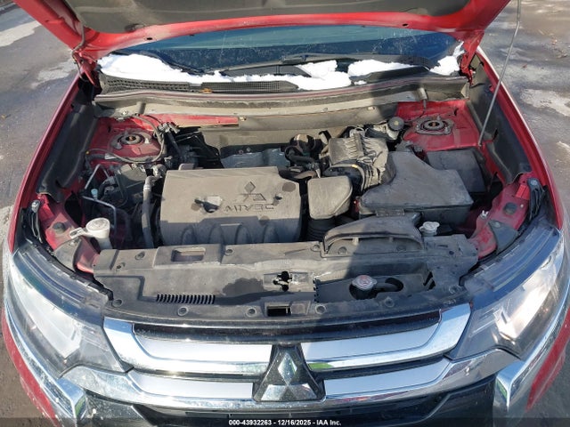 2016 MITSUBISHI OUTLANDER JA4AZ3A38GZ019318 Photo 9