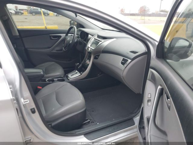 2012 HYUNDAI ELANTRA 5NPDH4AE4CH107328 Photo 4