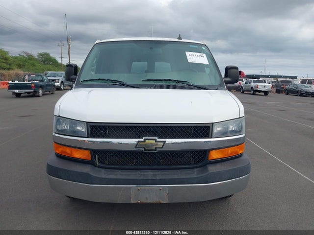 1GAZGPFF6H1275068 Chevrolet Express 3500 Lt