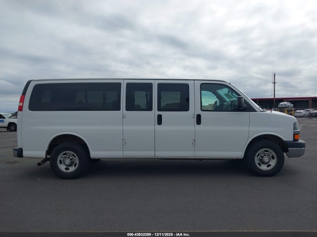 1GAZGPFF6H1275068 Chevrolet Express 3500 Lt