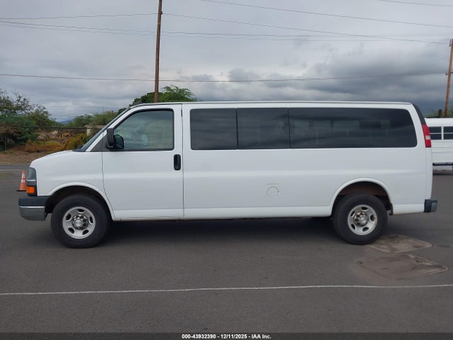 1GAZGPFF6H1275068 Chevrolet Express 3500 Lt