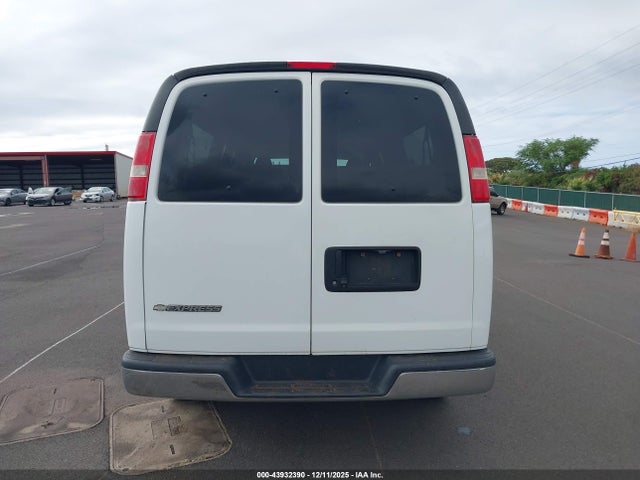 1GAZGPFF6H1275068 Chevrolet Express 3500 Lt