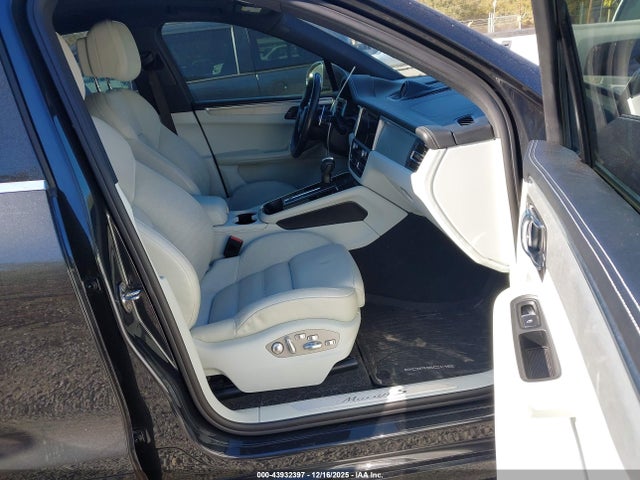 2022 PORSCHE MACAN WP1AG2A58NLB21997 Photo 4