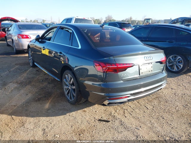 2022 AUDI A4 WAUABAF48NN000298 Photo 2