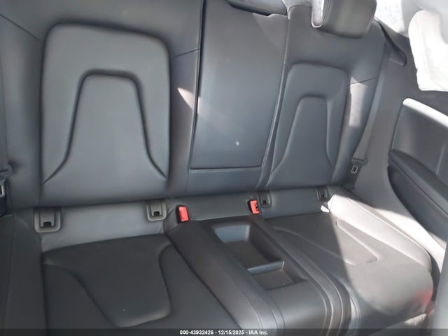 Aukcja sprzedaży 2011 Audi A5 2.0t Premium, vin: WAULFAFR1BA038712, numer aukcji: 43932426